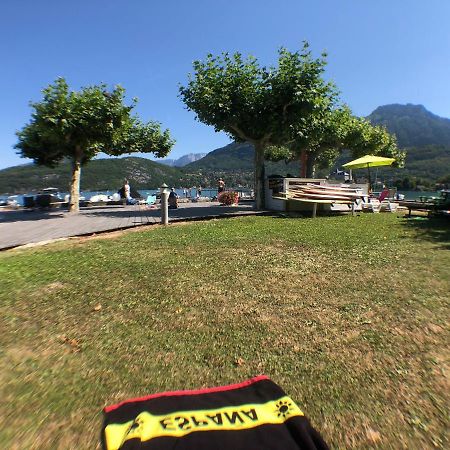 Logement Atypique Avec Vue Unique Panoramique Sur Le Lac D'Annecy, Dans Une Residence Avec Plage Et Ponton Privee Sur La Commune De Duingt Ngoại thất bức ảnh