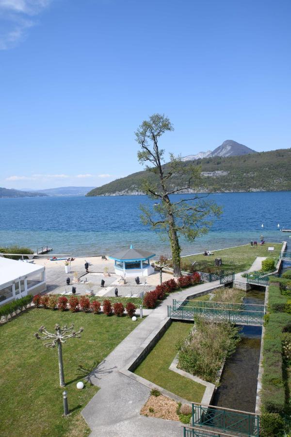 Logement Atypique Avec Vue Unique Panoramique Sur Le Lac D'Annecy, Dans Une Residence Avec Plage Et Ponton Privee Sur La Commune De Duingt Ngoại thất bức ảnh