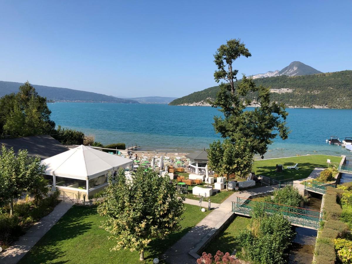 Logement Atypique Avec Vue Unique Panoramique Sur Le Lac D'Annecy, Dans Une Residence Avec Plage Et Ponton Privee Sur La Commune De Duingt Ngoại thất bức ảnh